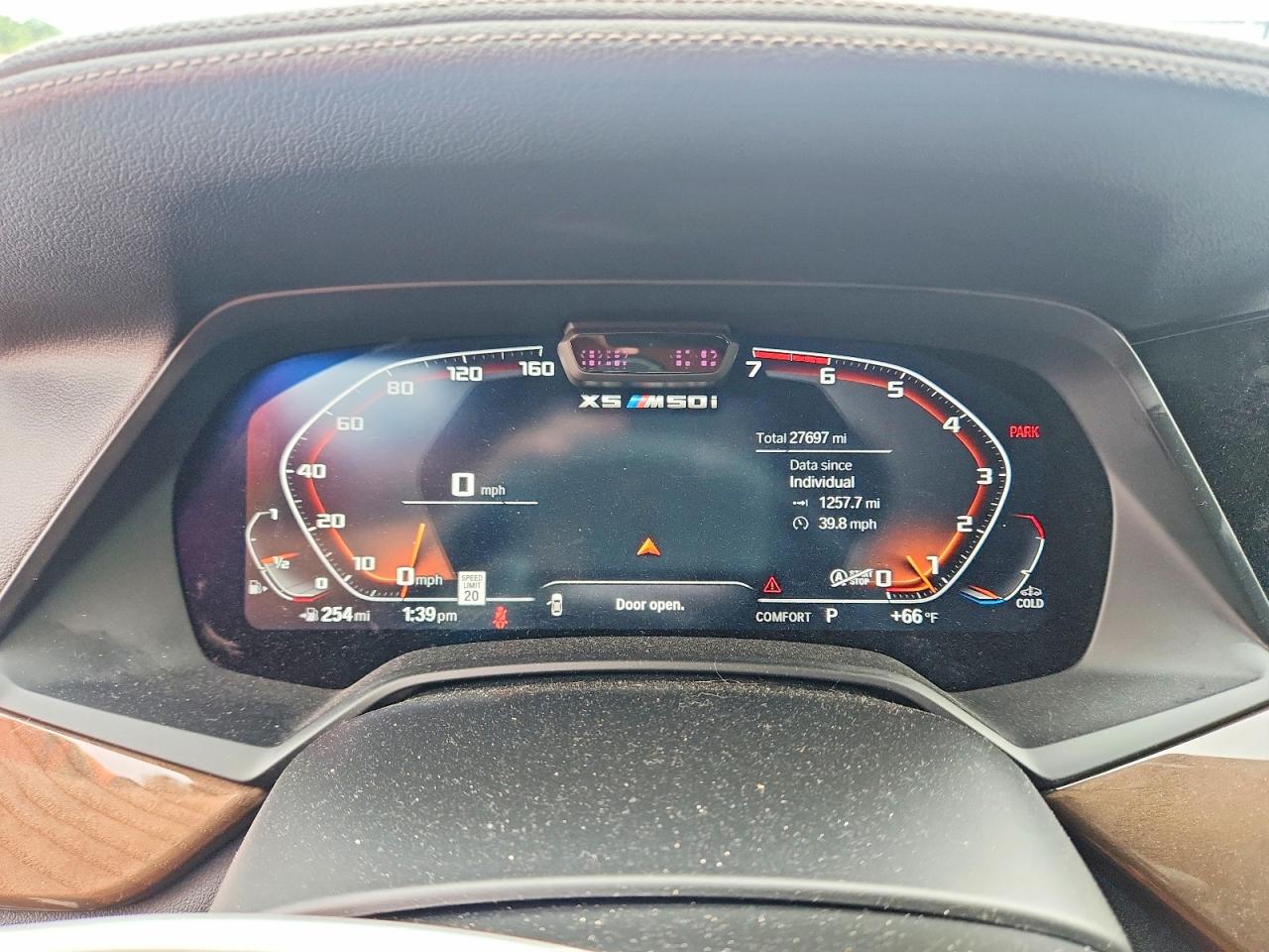 BMW X Series M50i