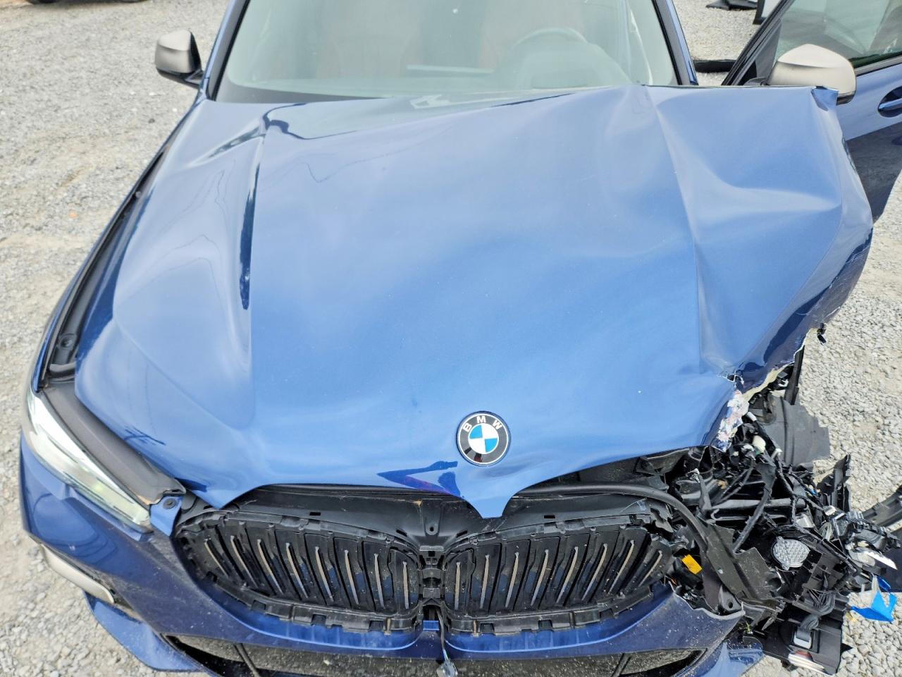 BMW X Series M50i