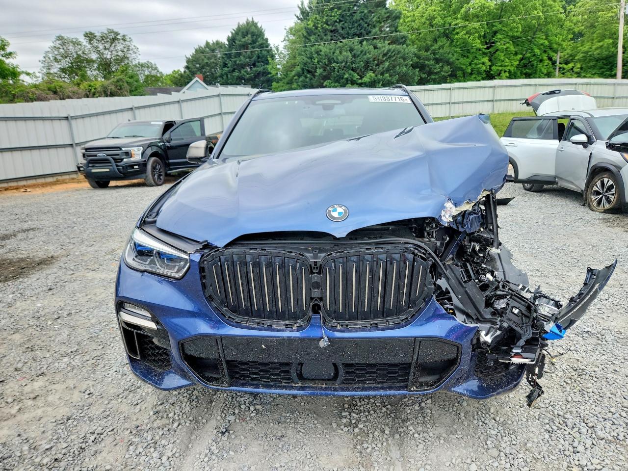 BMW X Series M50i