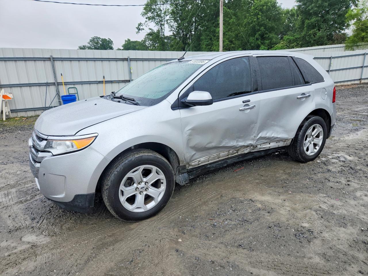Salvage Ford Edge Image