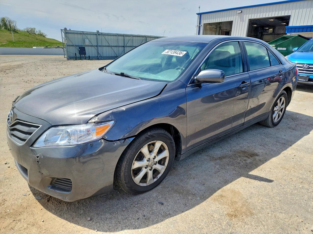 Salvage Toyota Camry Image