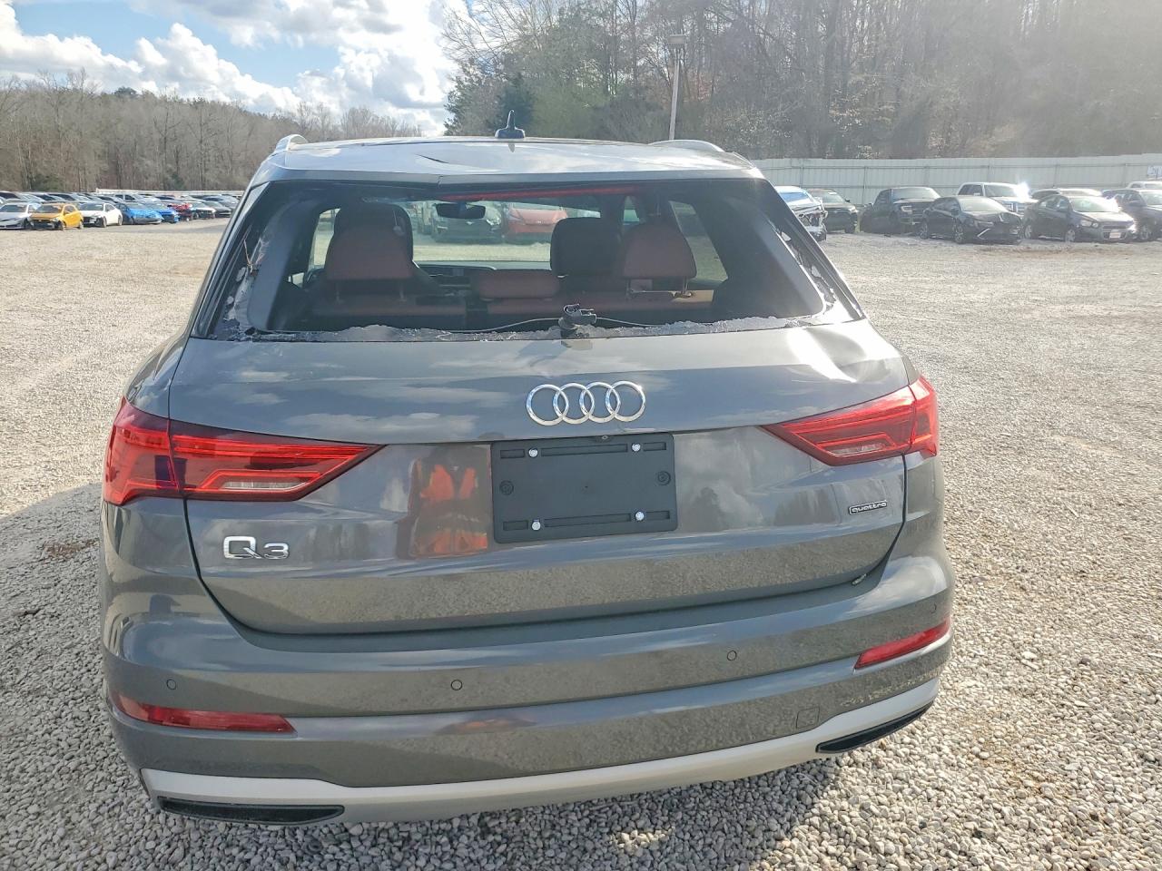Audi Q3 Premium Plus