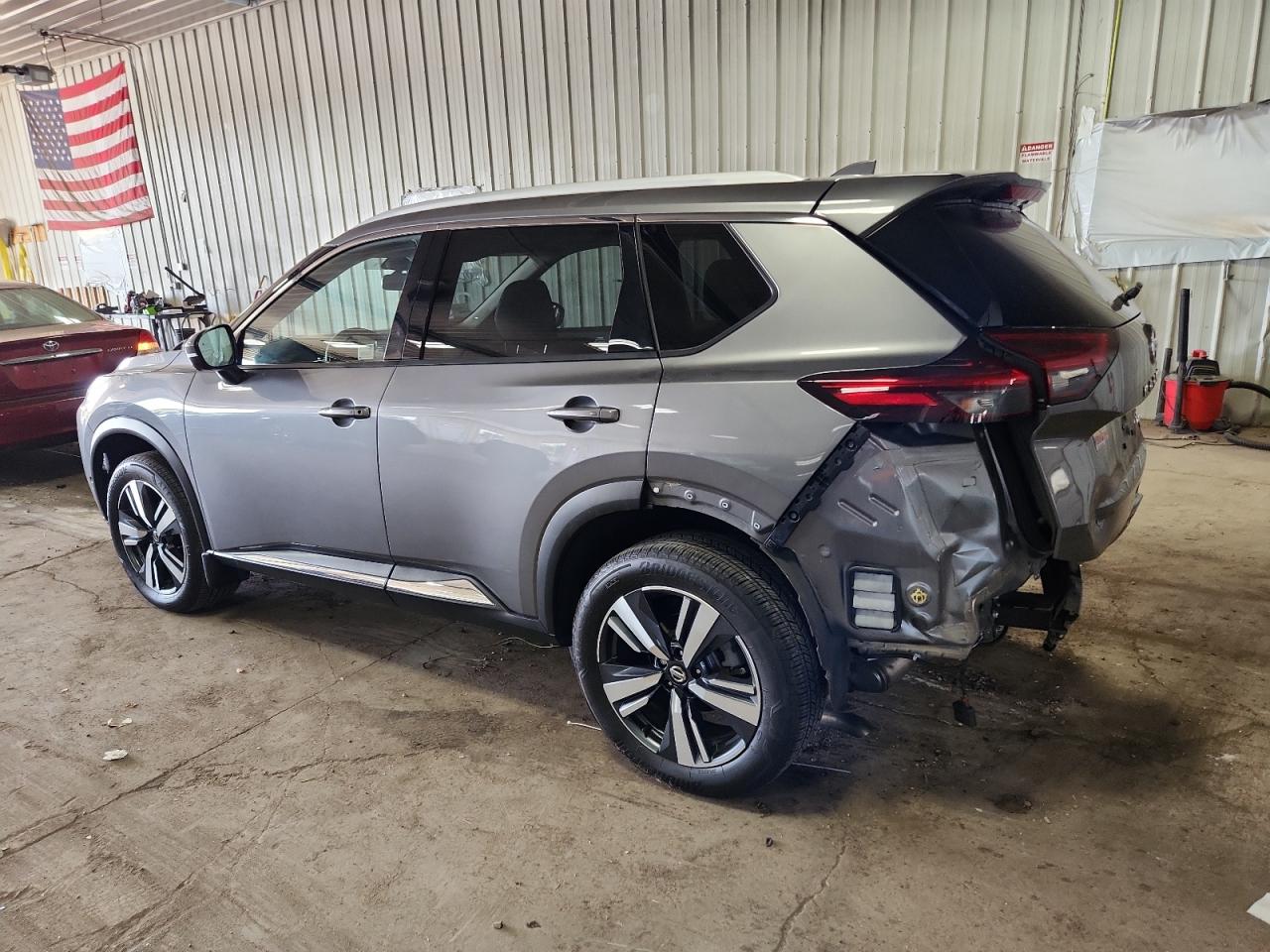 Nissan Rogue Platinum
