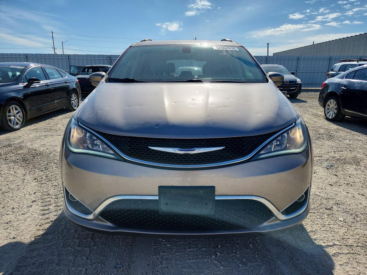 Chrysler Pacifica Touring L