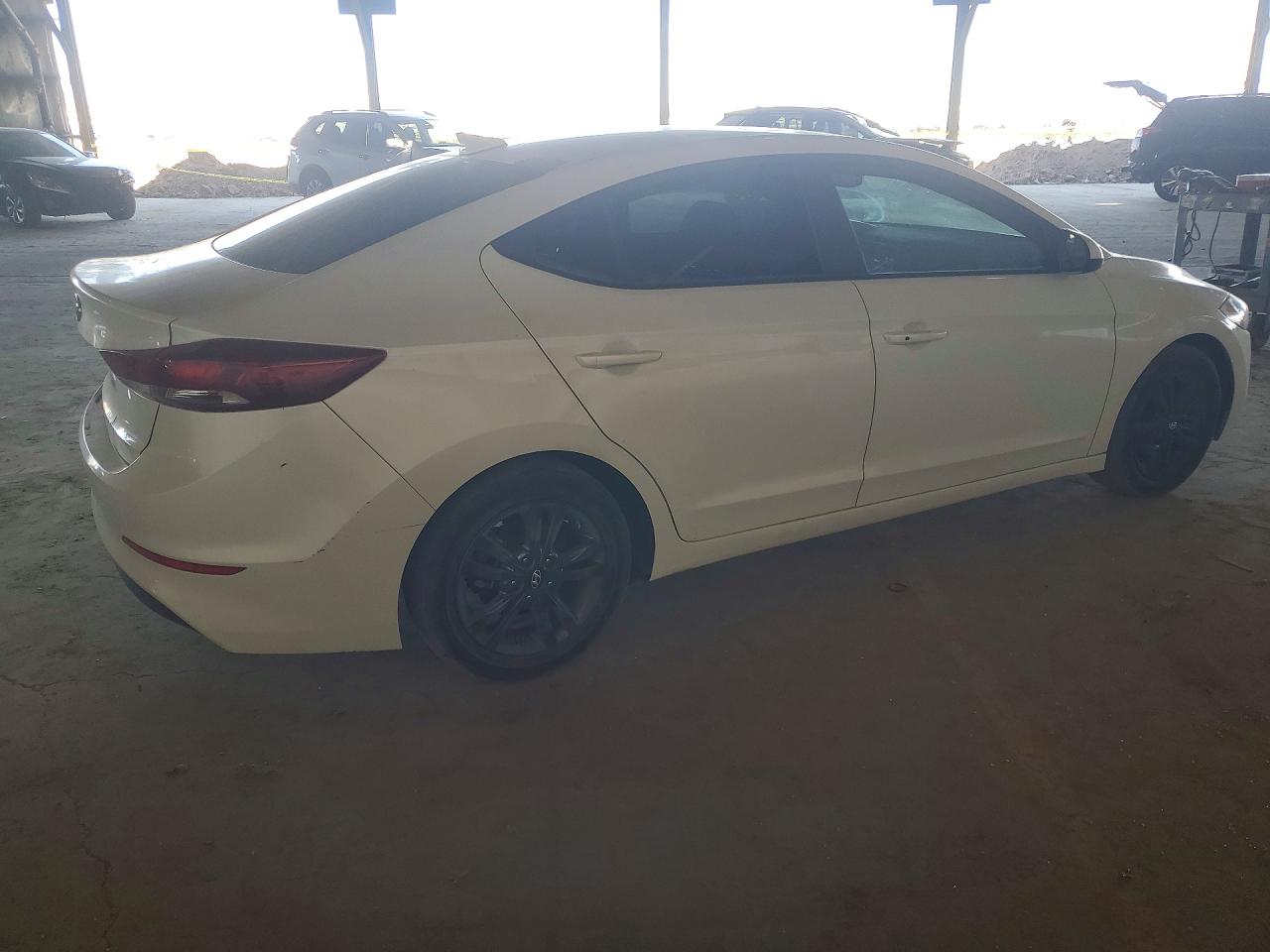 Hyundai ELANTRA Value Edition