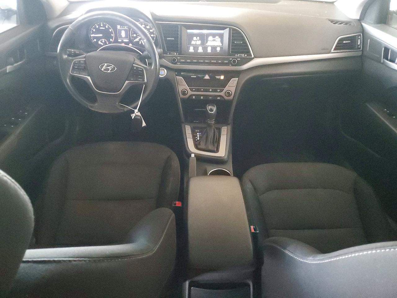 Hyundai ELANTRA Value Edition