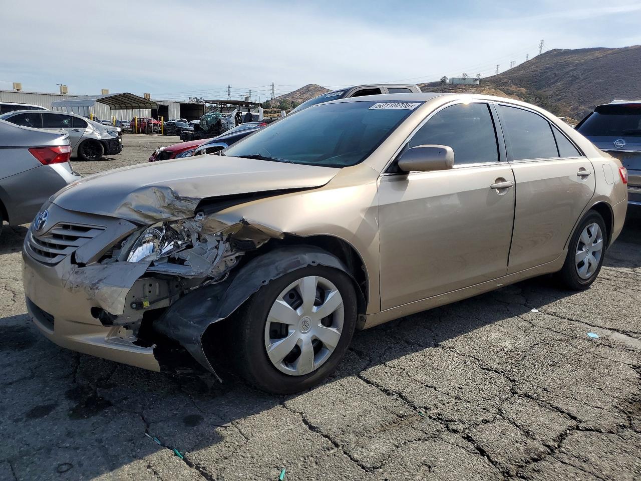 Salvage Toyota Camry Image