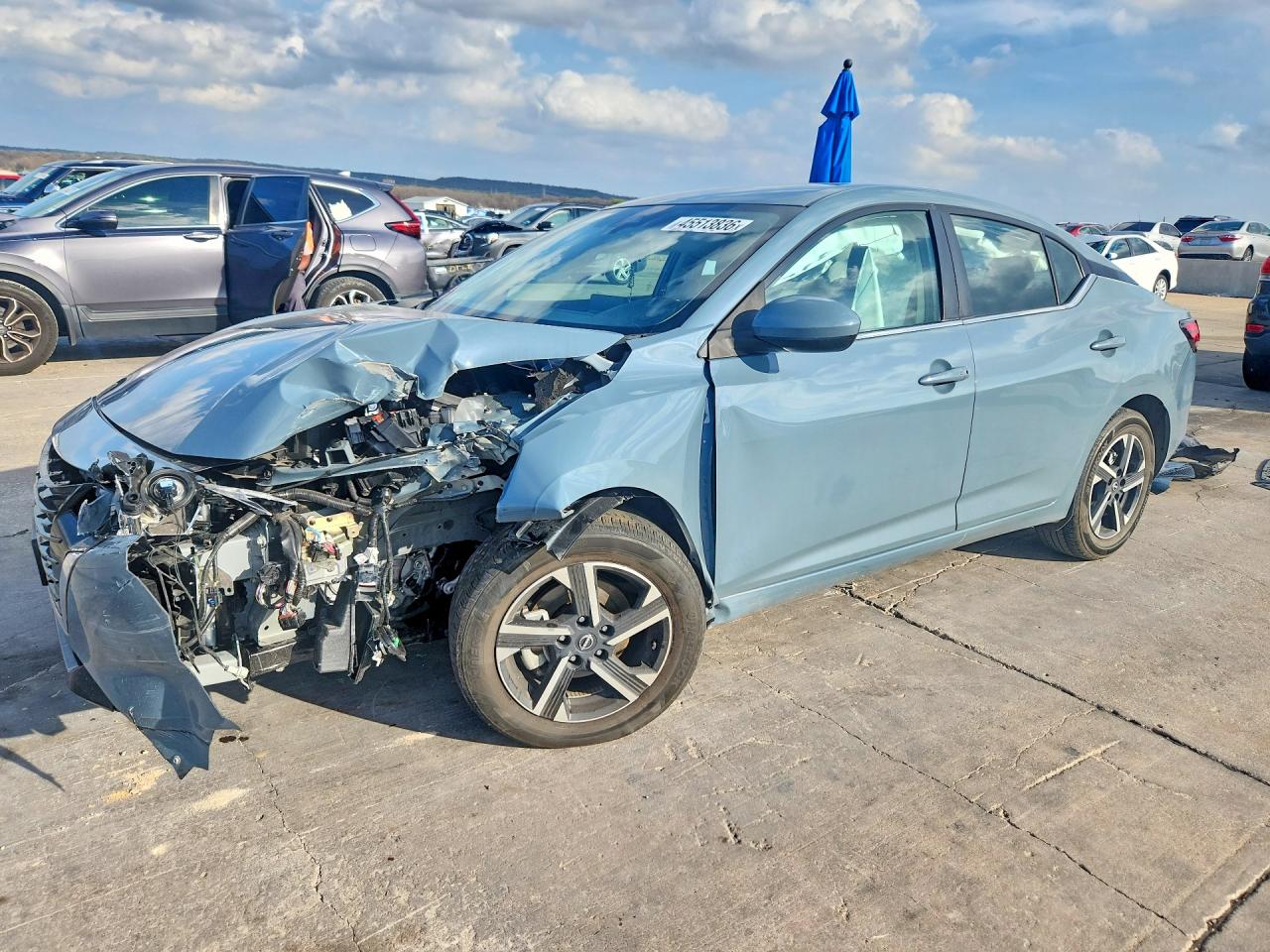 Salvage Nissan Sentra Image
