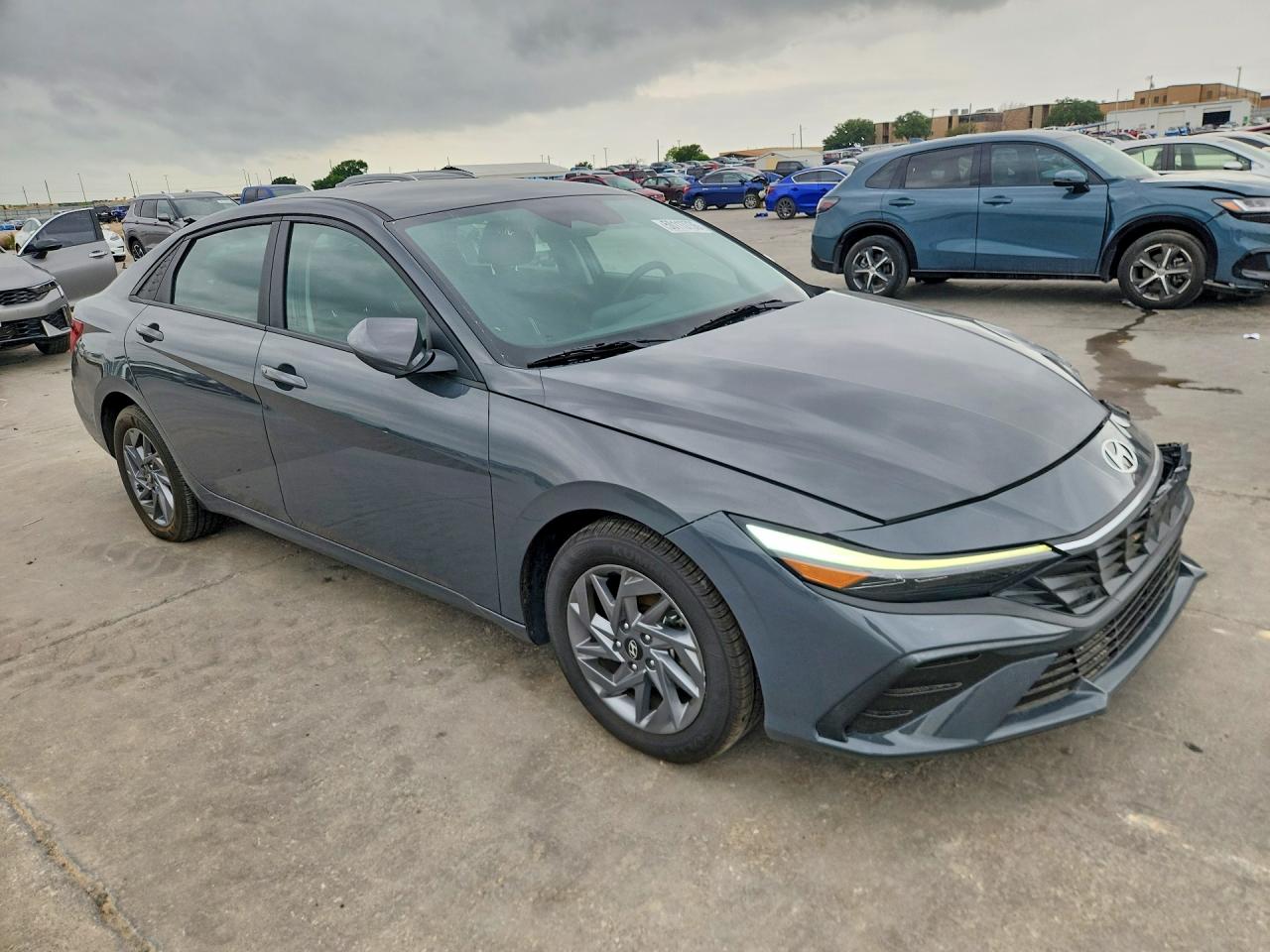 Hyundai ELANTRA Sel