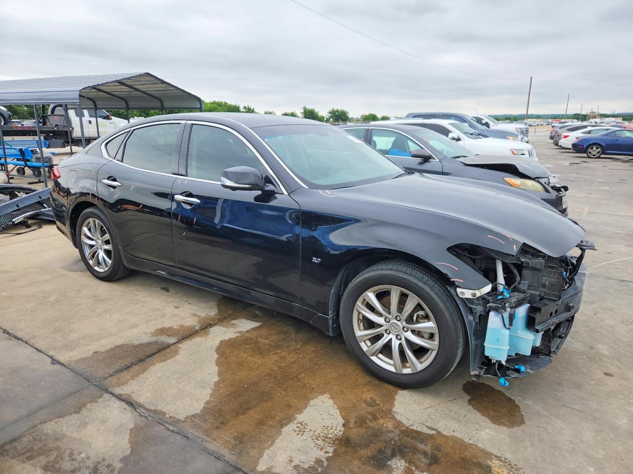 INFINITI Q70 3.7 Luxe