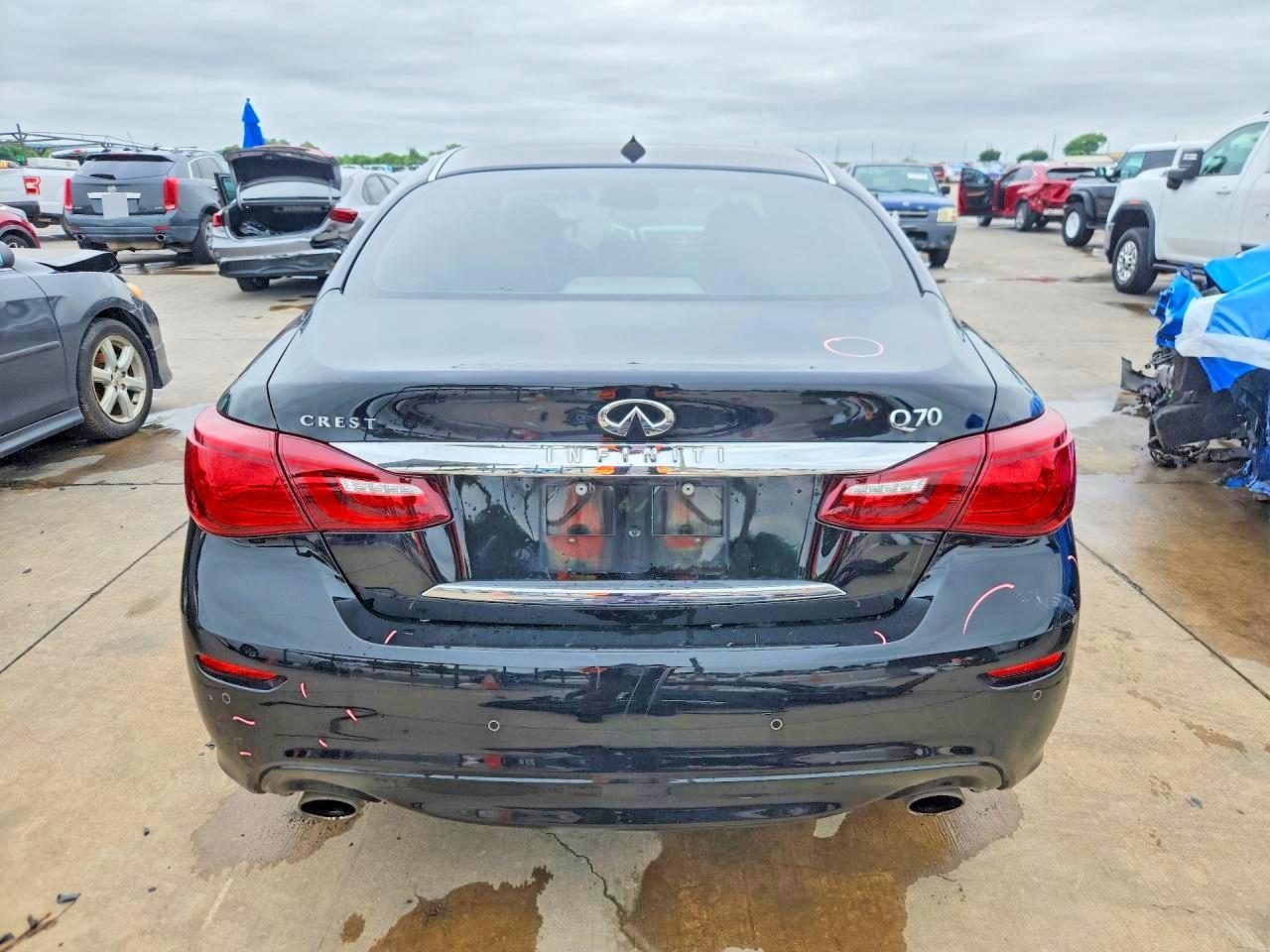 INFINITI Q70 3.7 Luxe