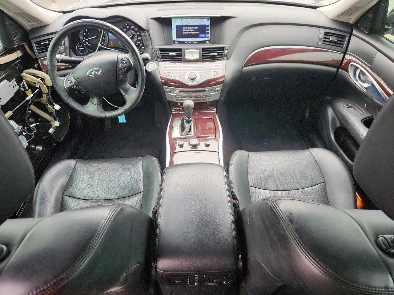 INFINITI Q70 3.7 Luxe