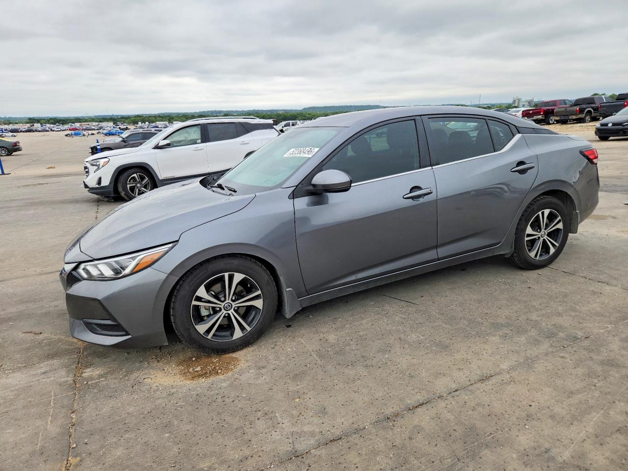 Salvage Nissan Sentra Image