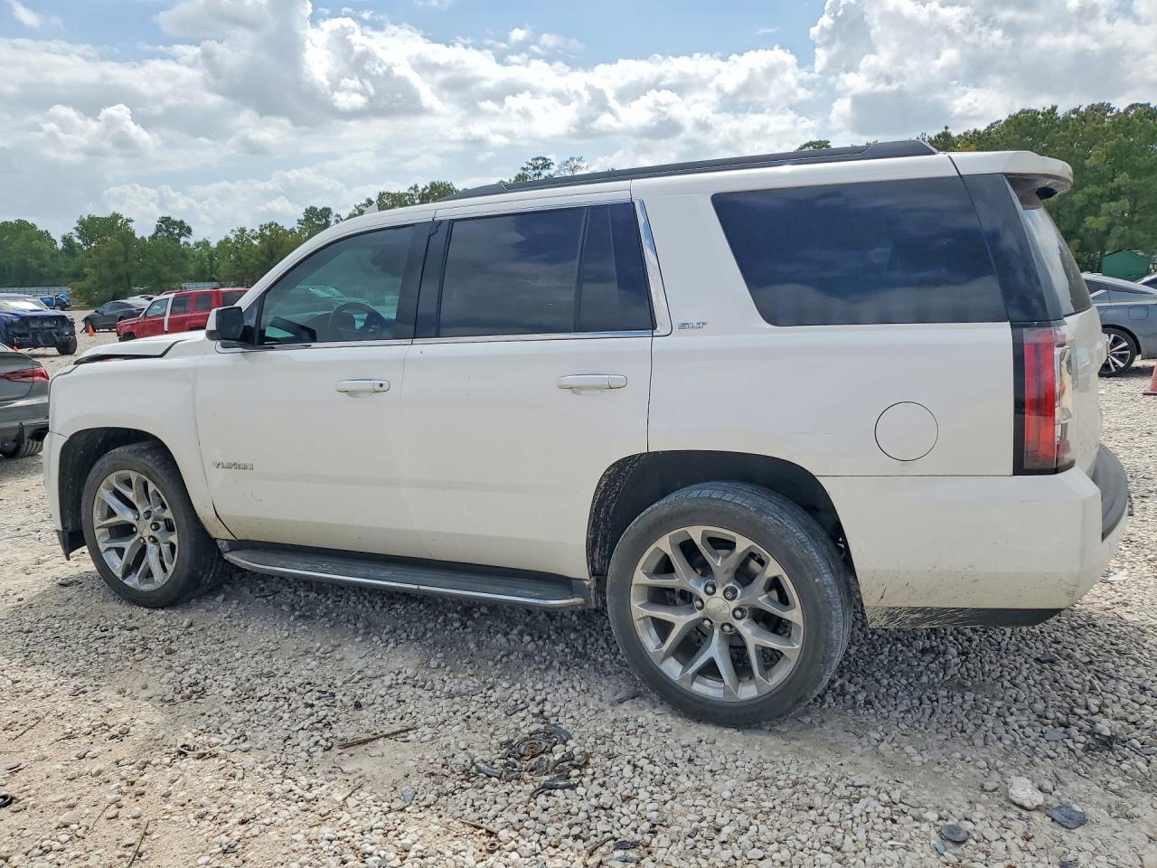 GMC Yukon Slt