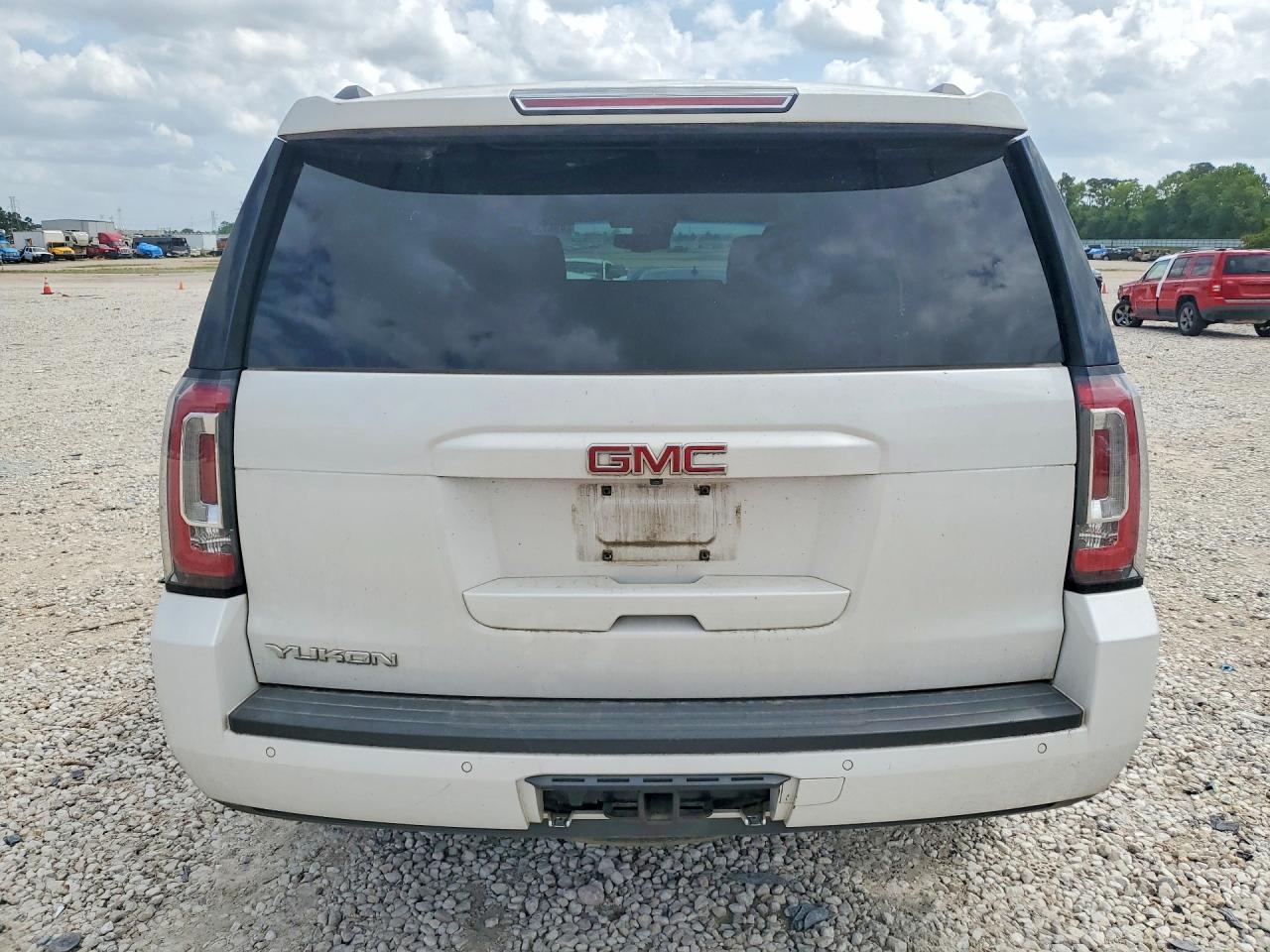 GMC Yukon Slt
