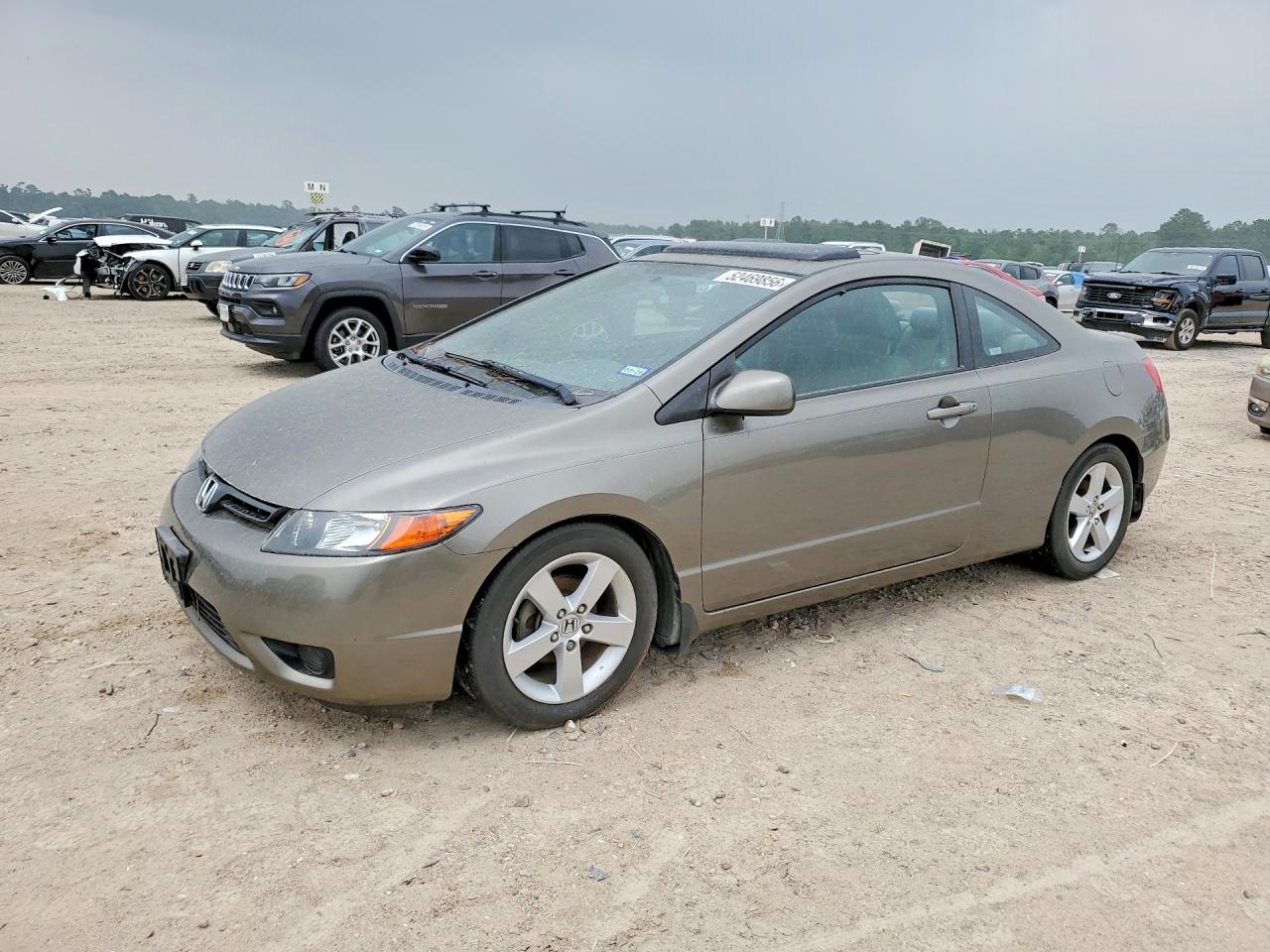 Salvage Honda Civic Image