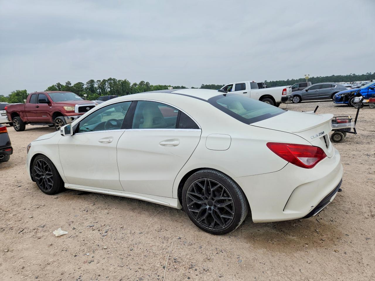 Mercedes-Benz Cla-class 250