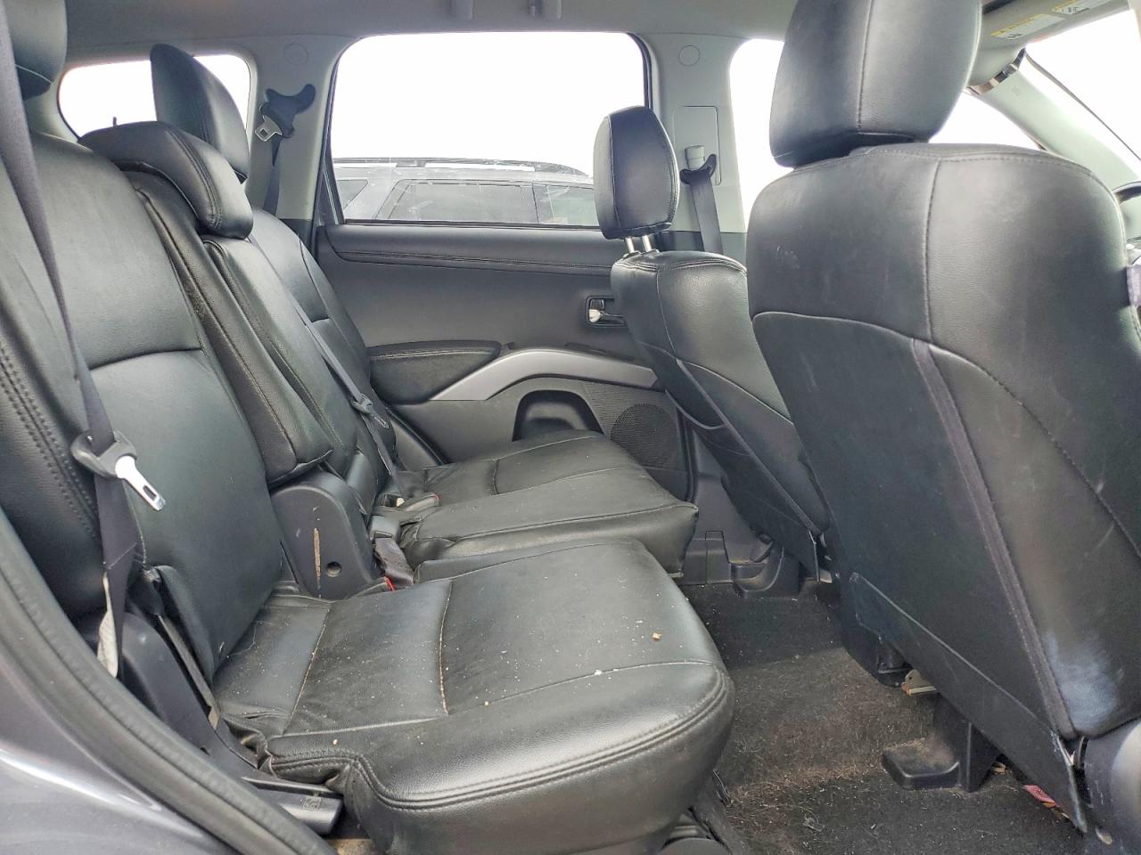 Mitsubishi Outlander Xls