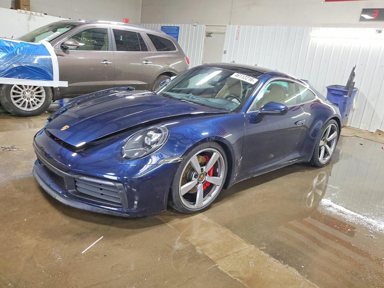Salvage Porsche 911 Image