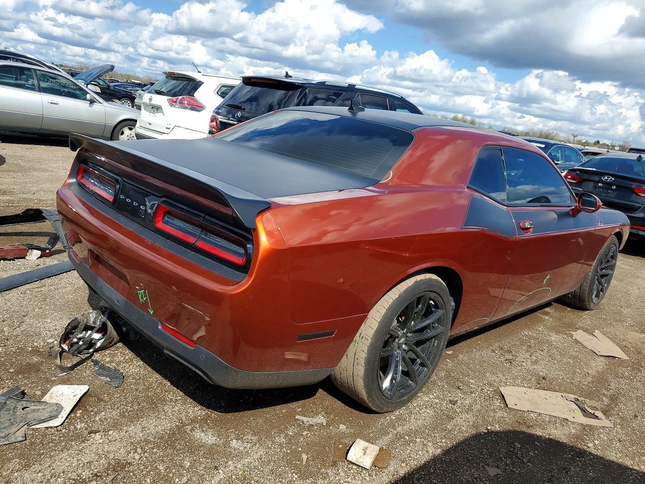 Dodge Challenger R