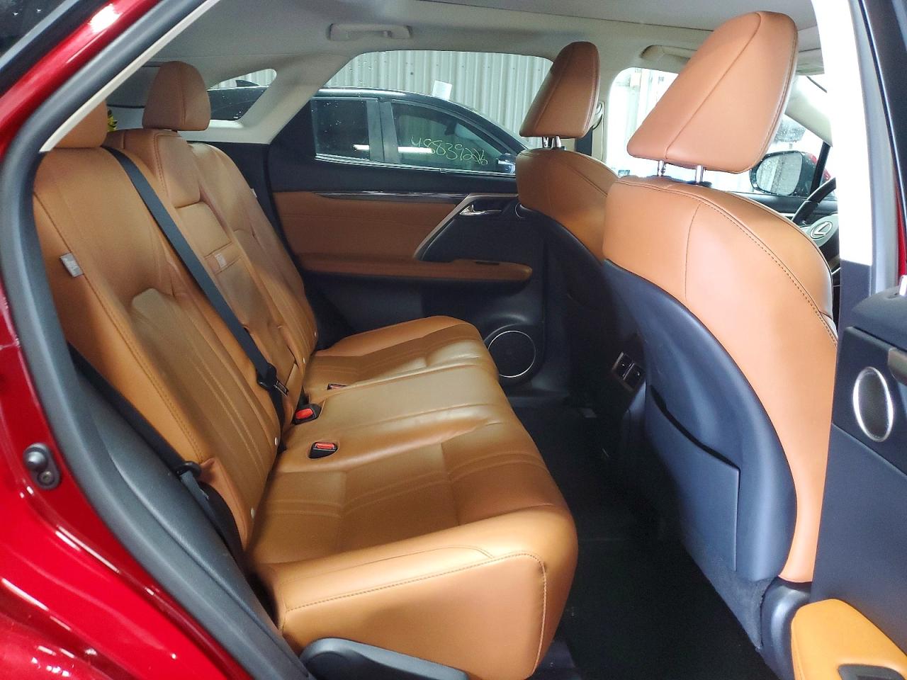Lexus RX Base