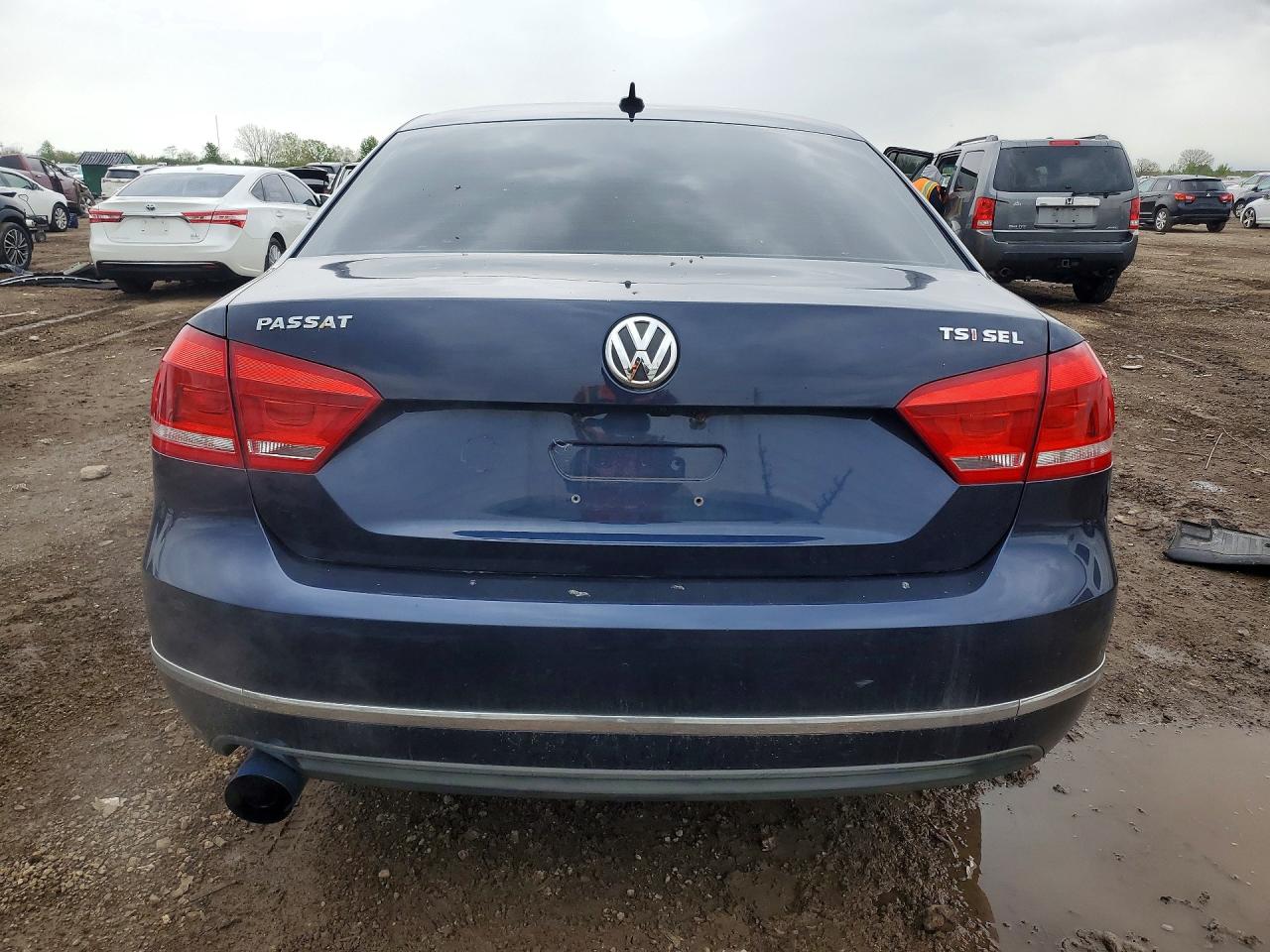 Volkswagen Passat Sel
