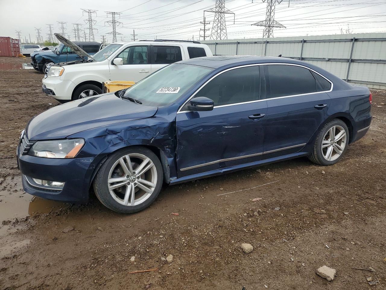 Salvage Volkswagen Passat Image
