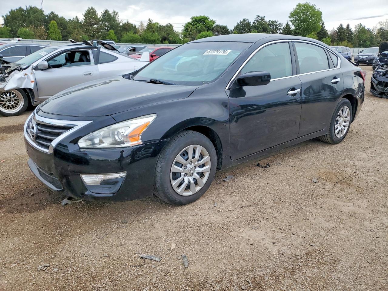 Salvage Nissan Altima Image