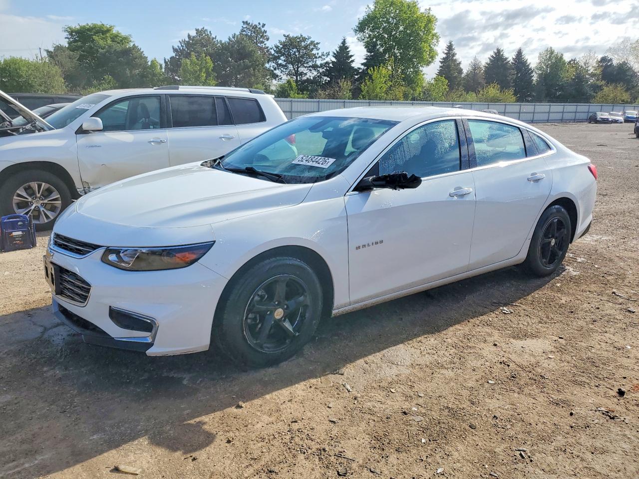 Salvage Chevrolet Malibu Image