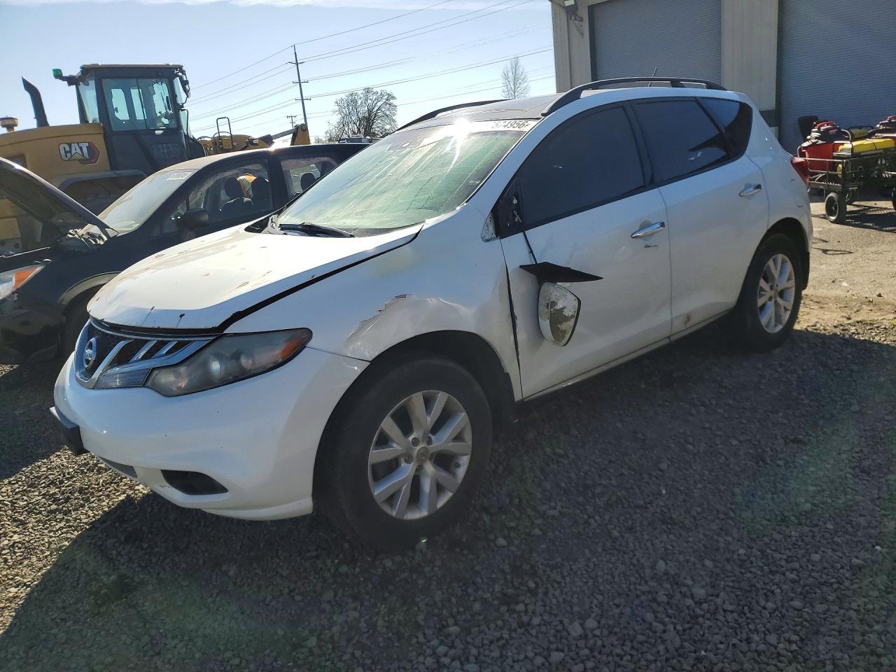 Salvage Nissan Murano Image