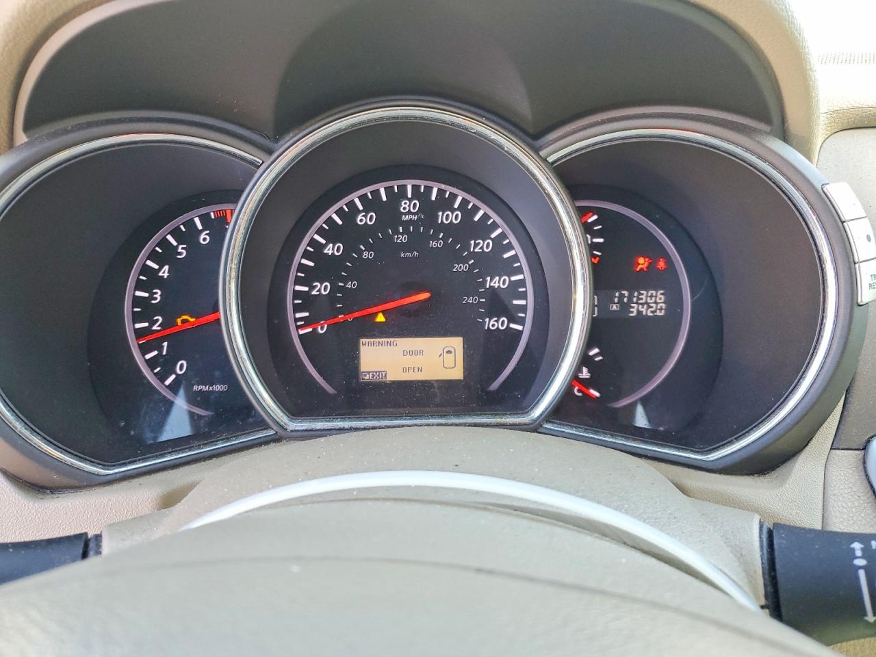 Nissan Murano S