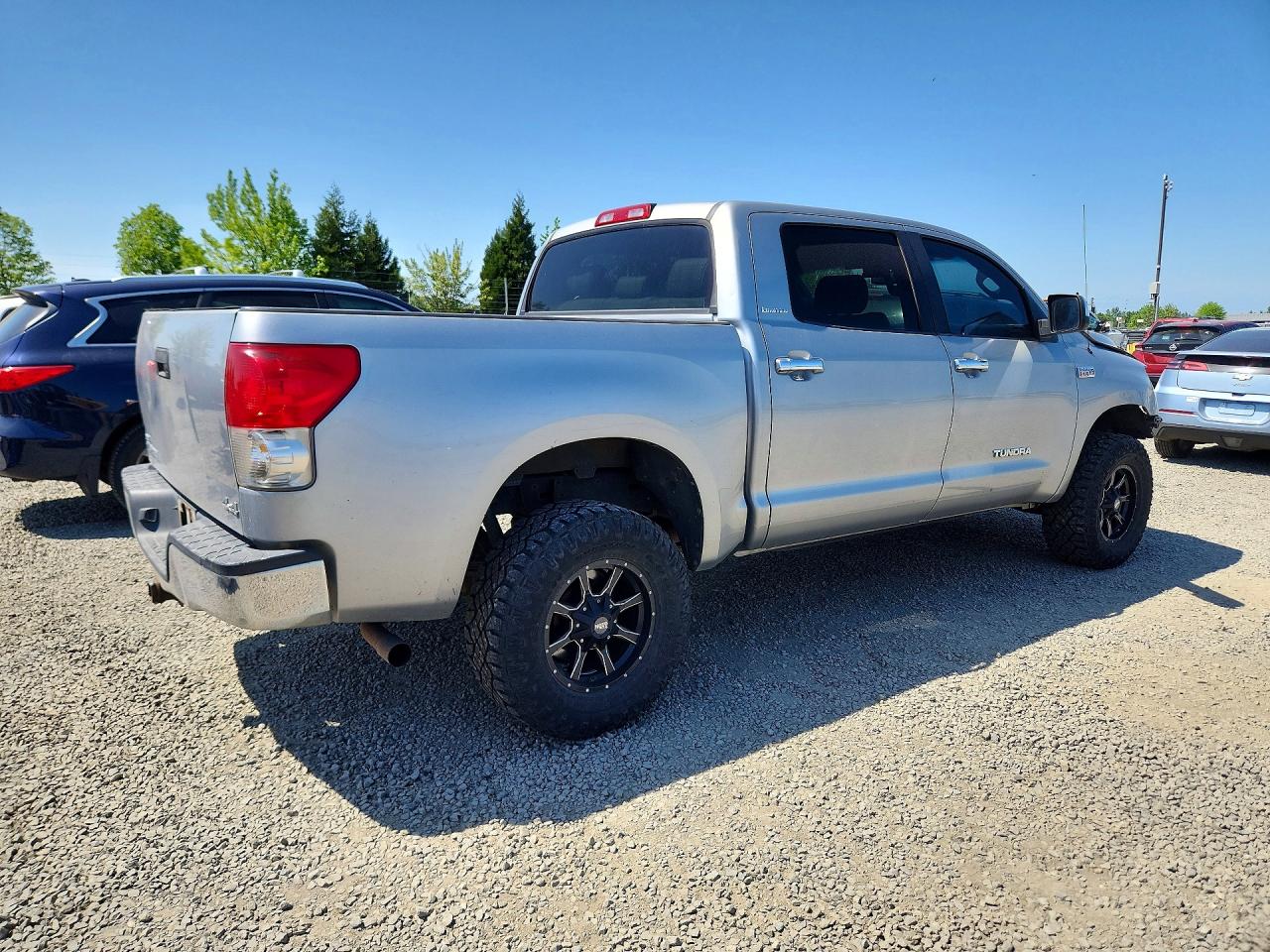 Toyota Tundra Crewmax Limited