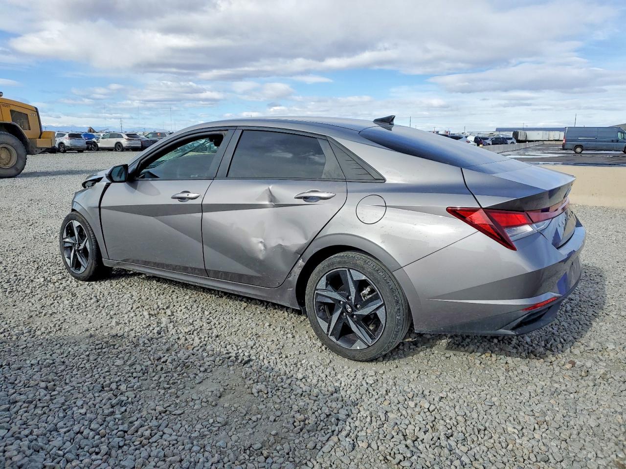 Hyundai ELANTRA Sel