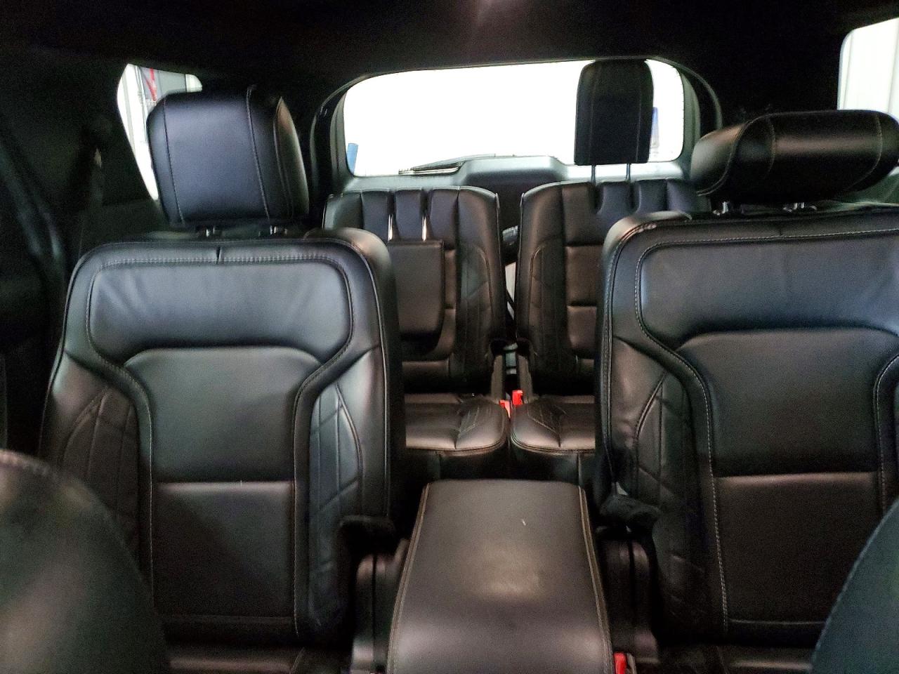 Ford Explorer Platinum