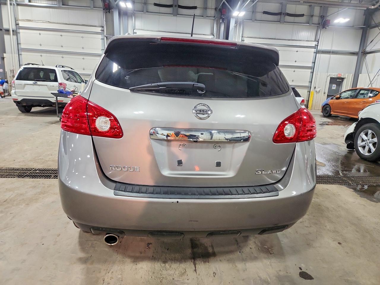 Nissan Rogue S