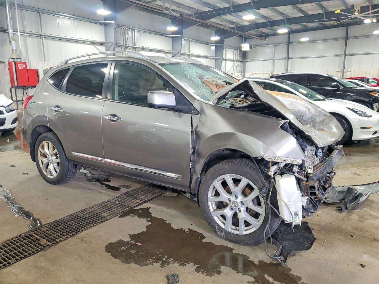 Nissan Rogue S