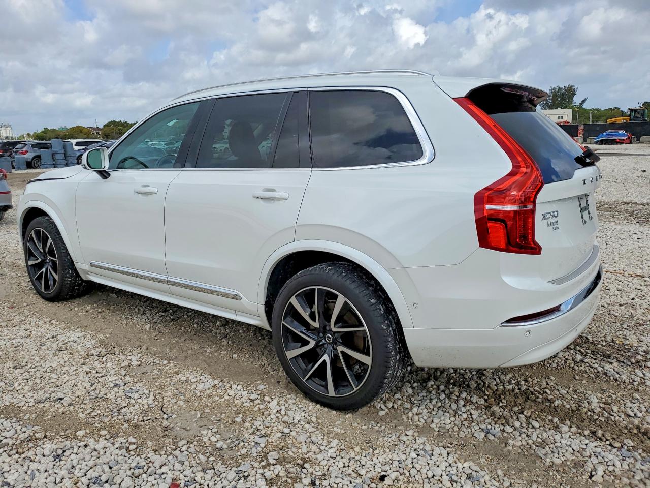 Volvo XC90 Plus