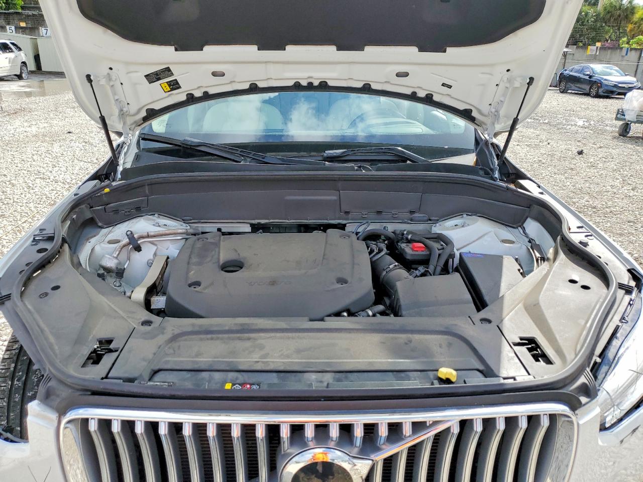 Volvo XC90 Plus