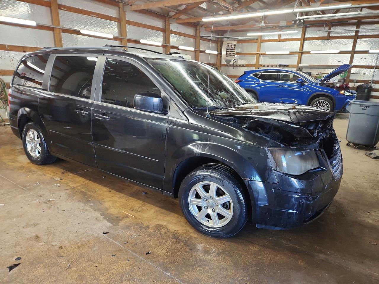 Chrysler Minivan Touring