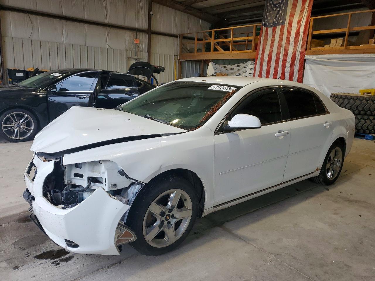 Salvage Chevrolet Malibu Image