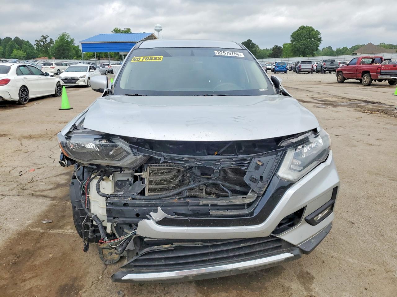 Nissan Rogue S