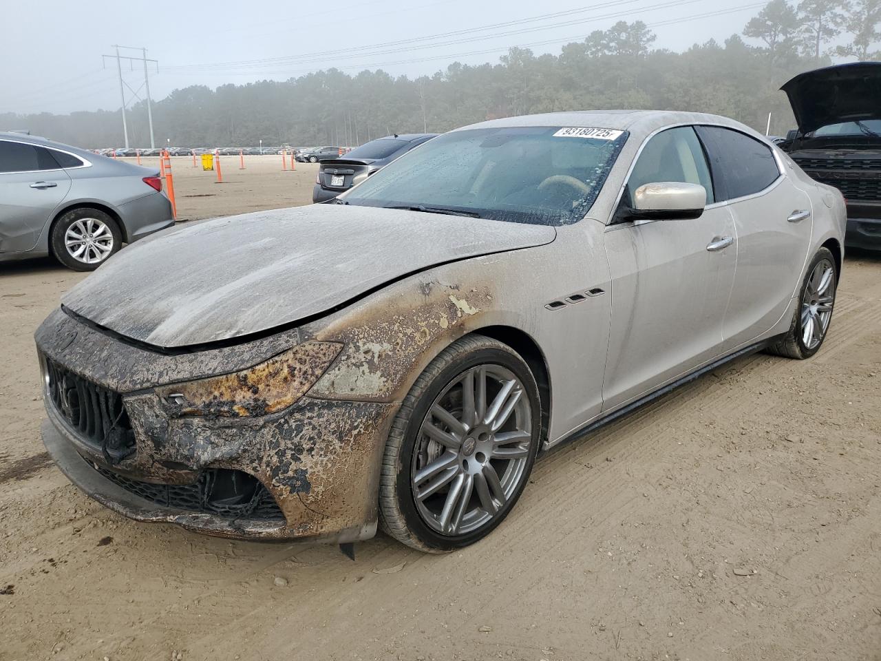 Salvage Maserati Ghibli Image