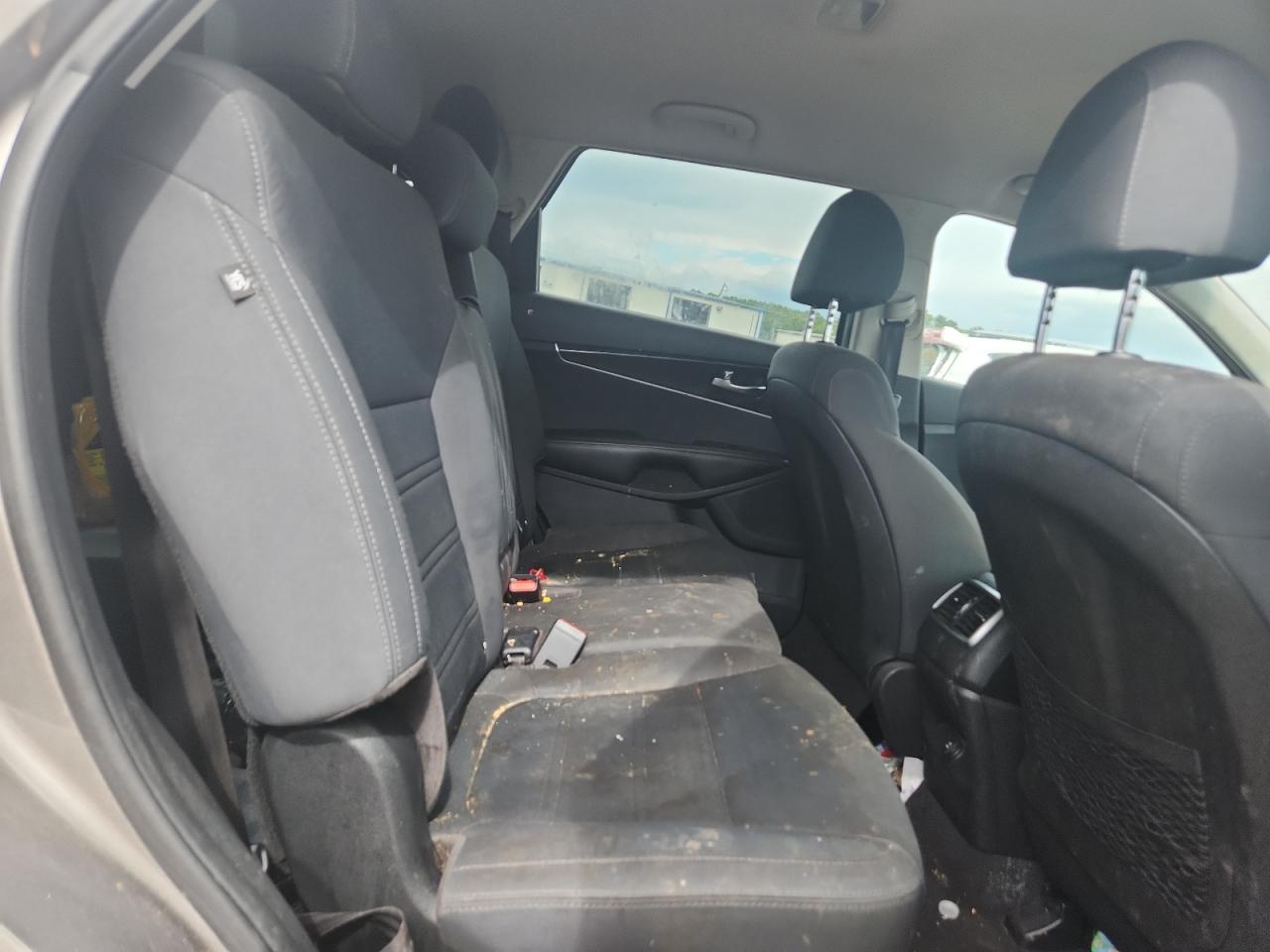 Kia Sorento L