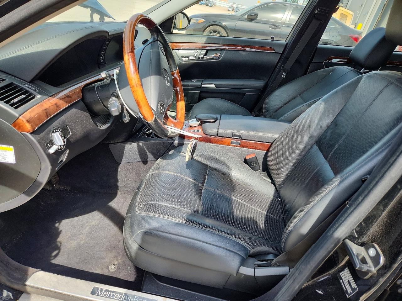 Mercedes-Benz S-Class 550 4matic