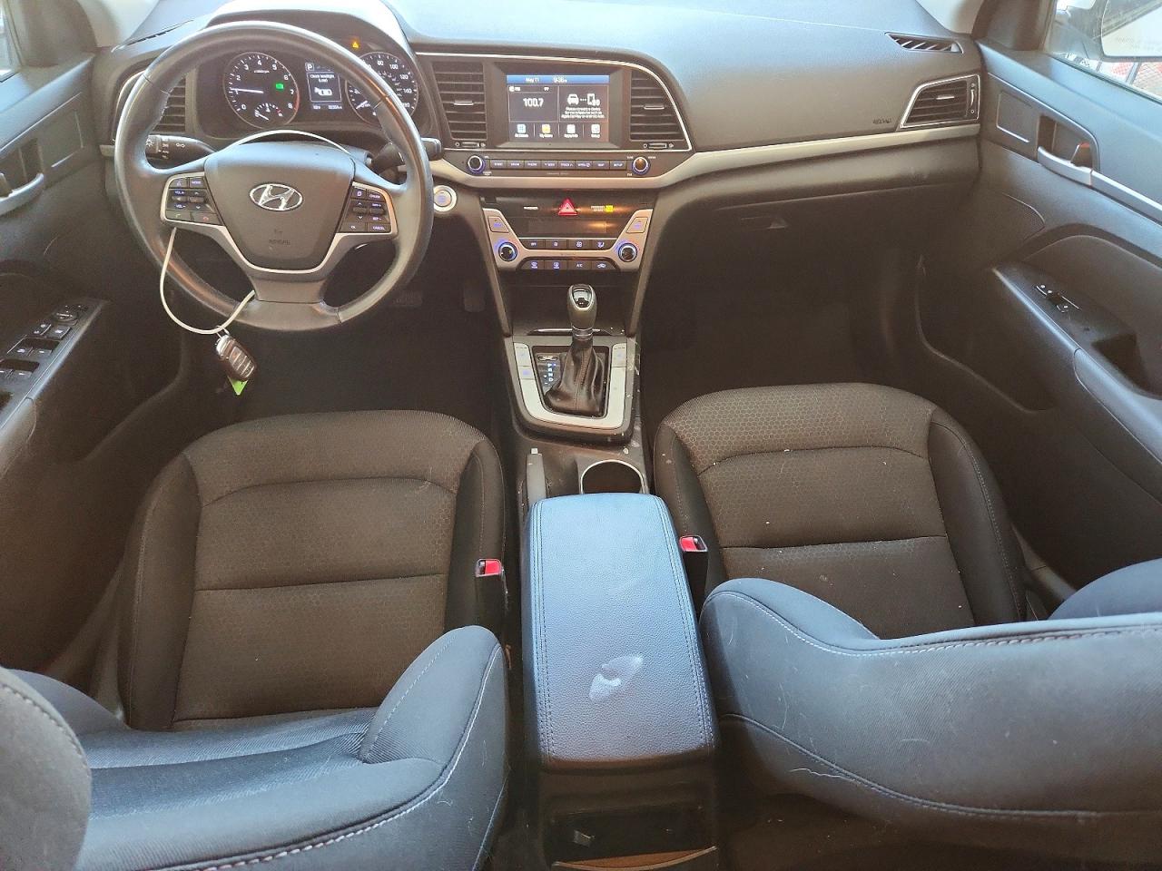 Hyundai ELANTRA Value Edition