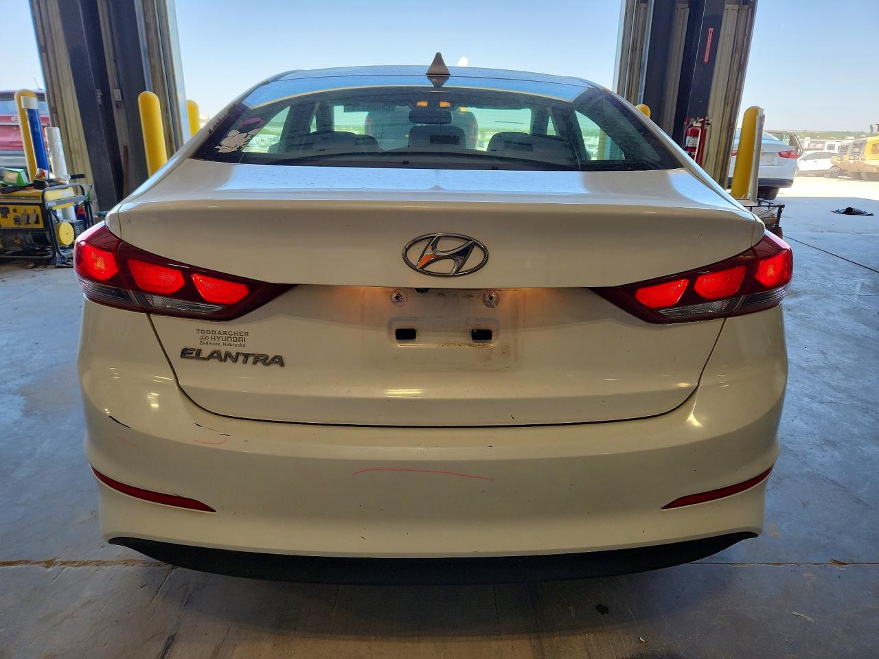 Hyundai ELANTRA Value Edition