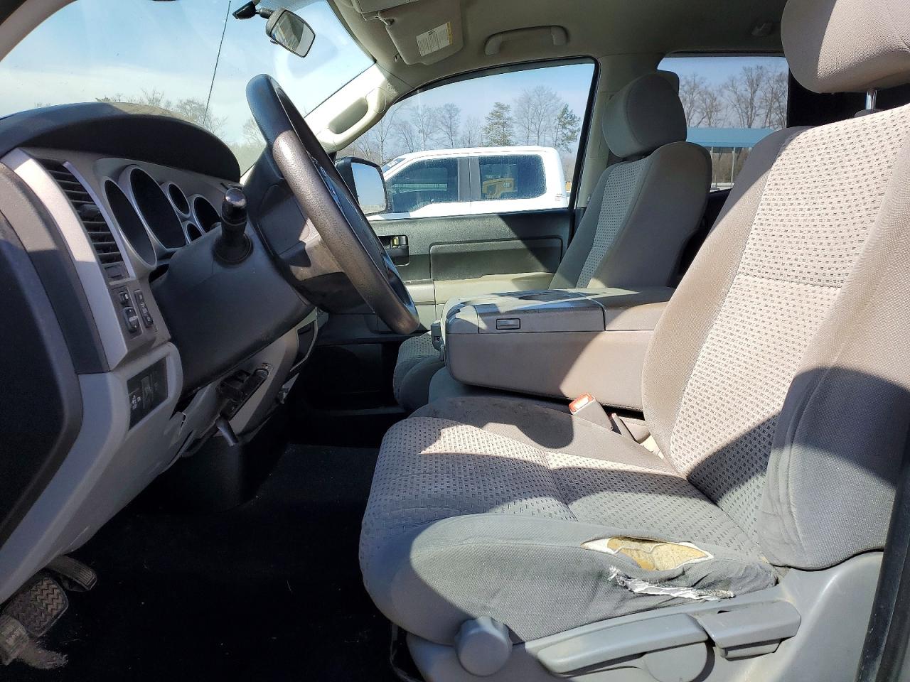 Toyota Tundra Double Cab Sr5