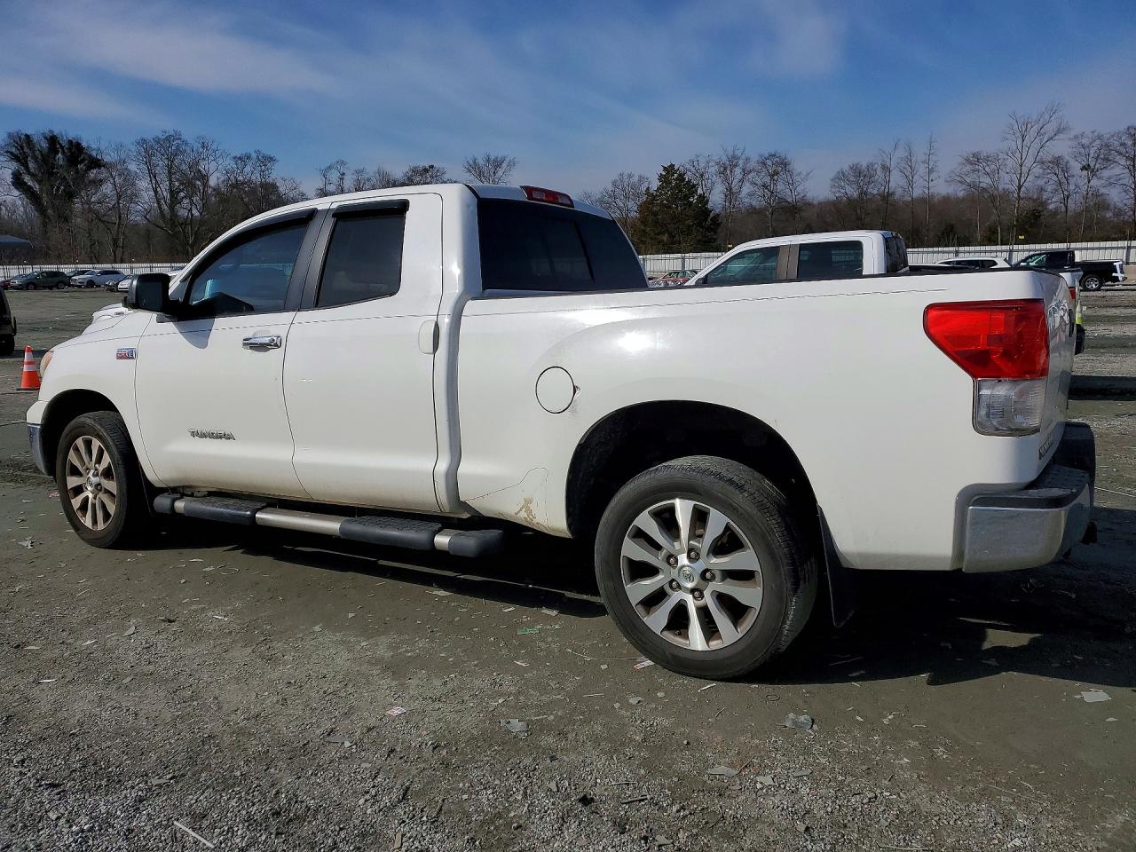 Toyota Tundra Double Cab Sr5
