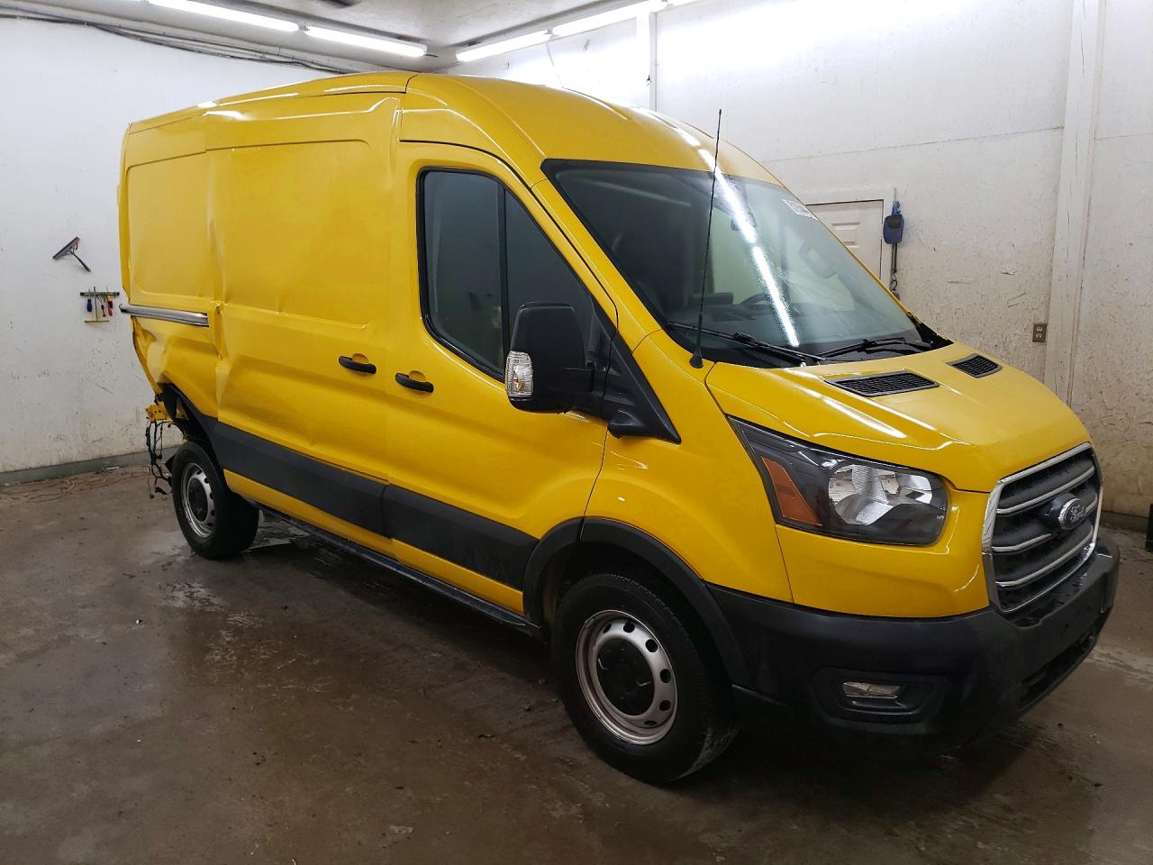 Ford Transit T-150