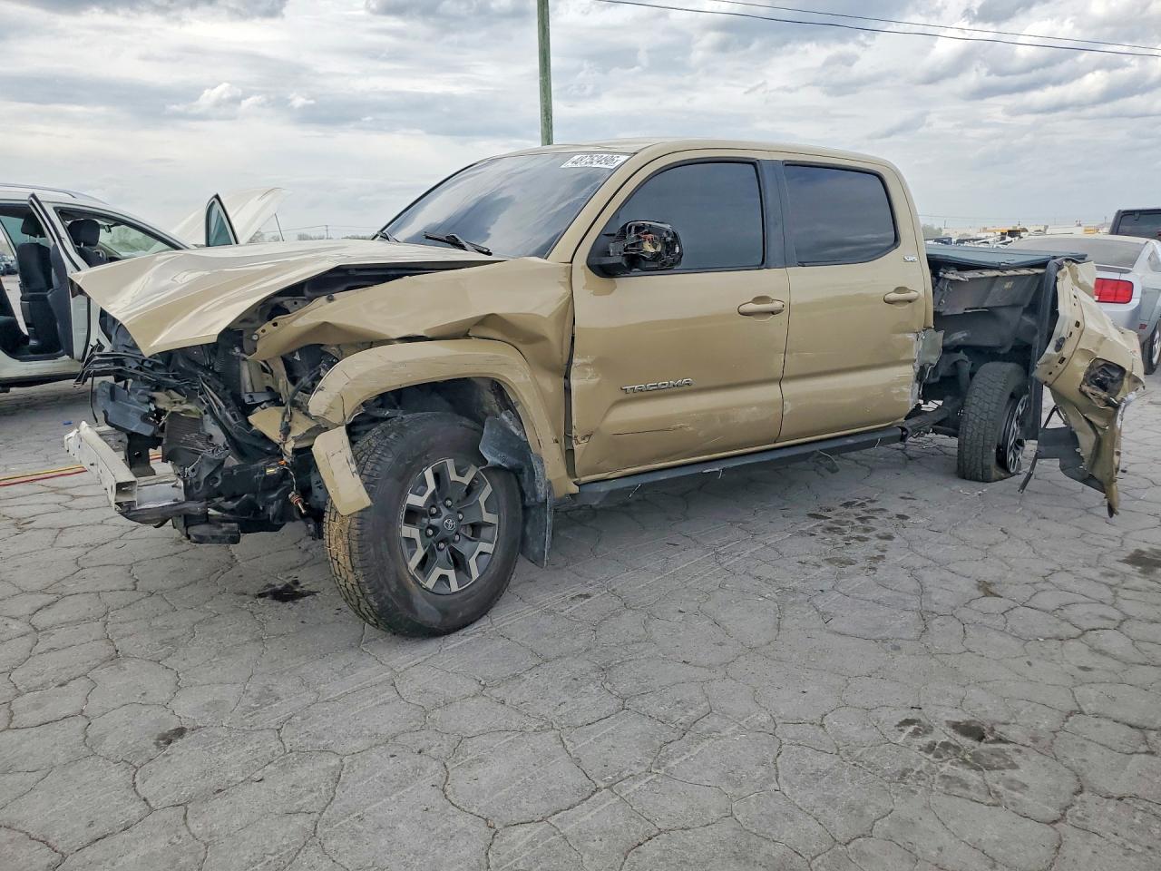 Salvage Toyota Tacoma Image
